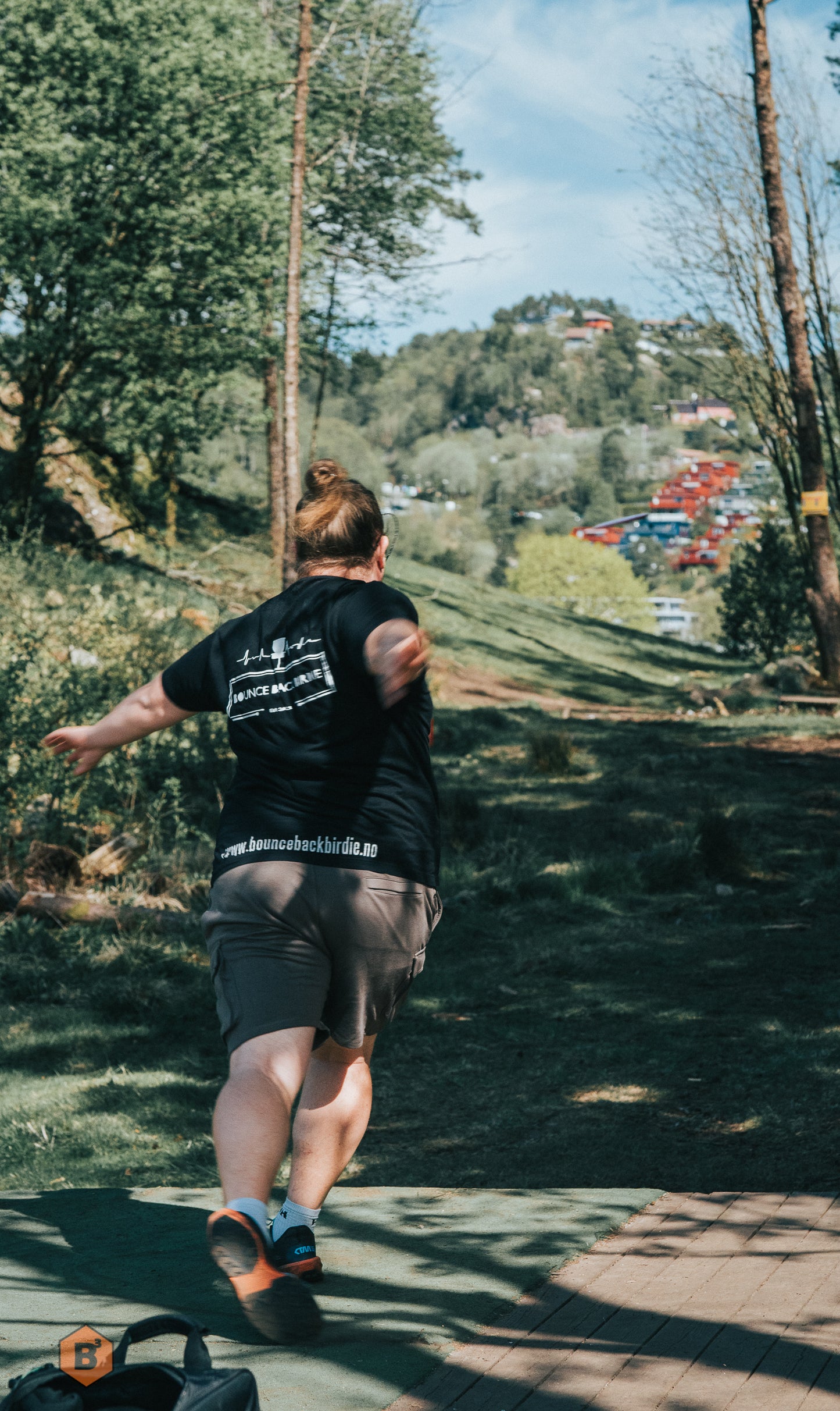bouncebackbirdie_merch_tskjote