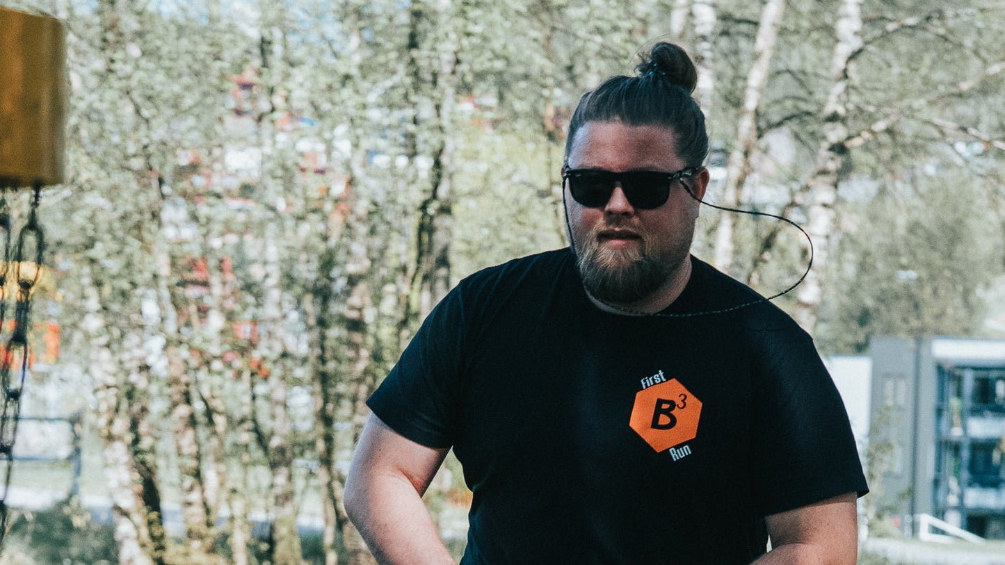 bouncebackbirdie_merch_tskjote