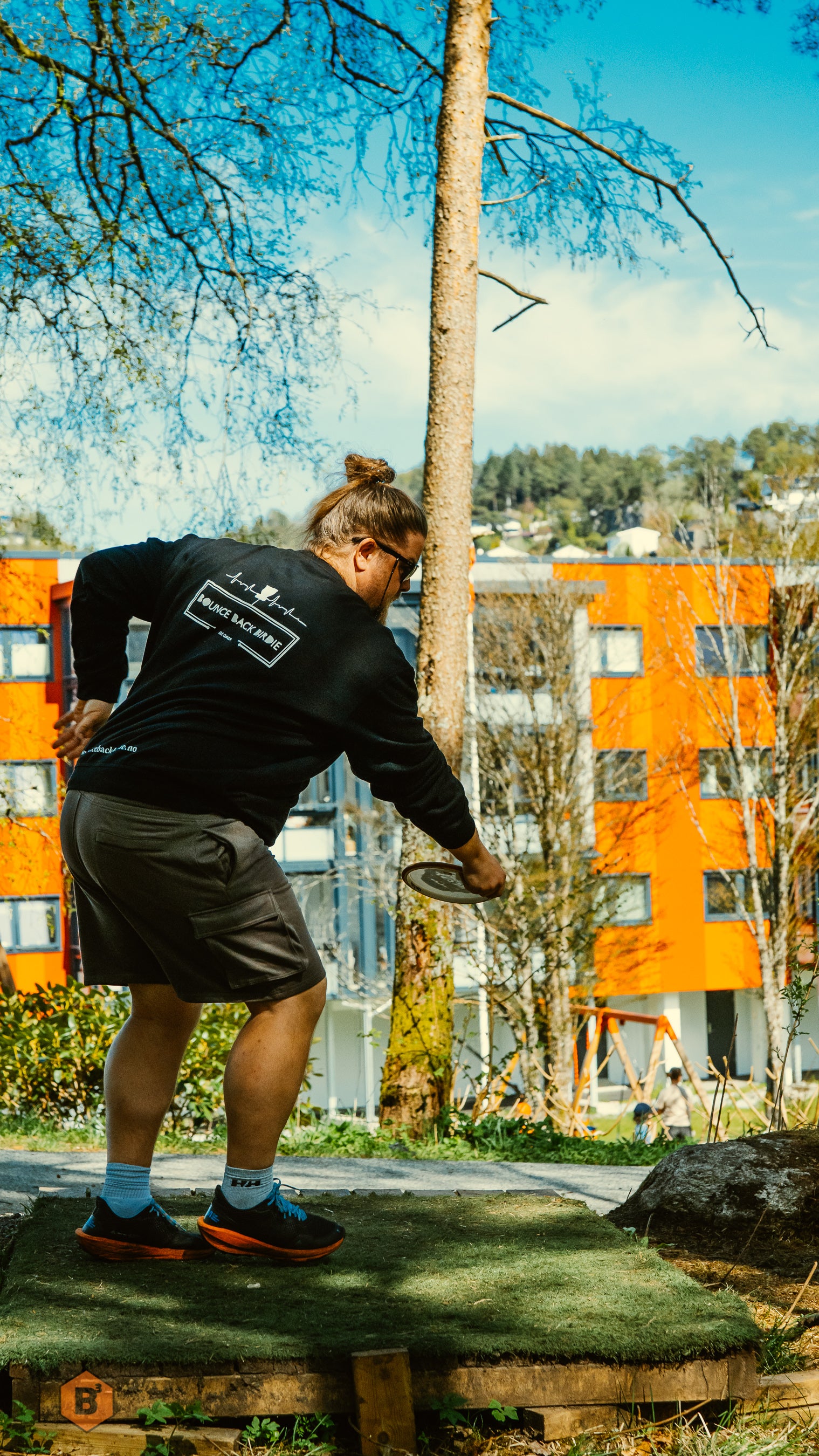 bouncebackbirdie_merch_genser